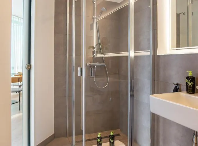 Limehome Friesenplatz - Digital Access Keulen