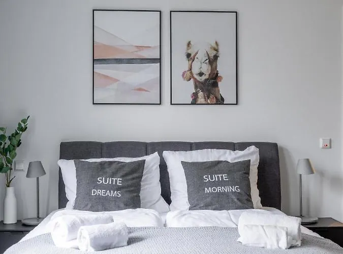 Limehome Friesenplatz - Digital Access 3* Keulen