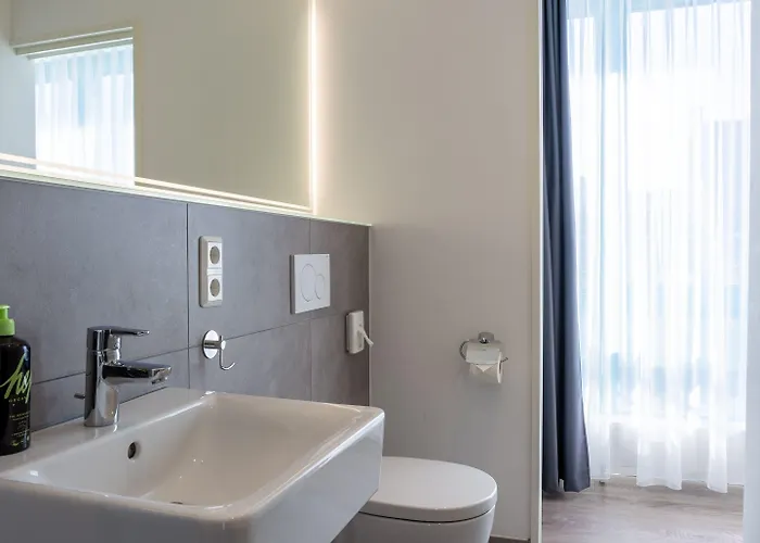 Limehome Friesenplatz - Digital Access Aparthotel Keulen