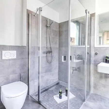 Limehome Friesenplatz - Digital Access מלון דירות 3*