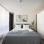 Limehome Friesenplatz - Digital Access شقة فندقية كولونيا