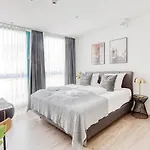شقة فندقية Limehome Friesenplatz - Digital Access كولونيا