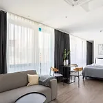 Limehome Friesenplatz - Digital Access شقة فندقية 3*