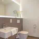 Limehome Friesenplatz - Digital Access شقة فندقية