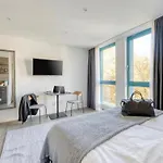 Limehome Friesenplatz - Digital Access شقة فندقية 3*