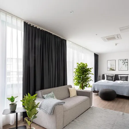 Limehome Friesenplatz - Digital Access Aparthotel Cologne