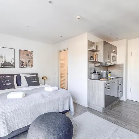 Limehome Friesenplatz - Digital Access Aparthotel 3*
