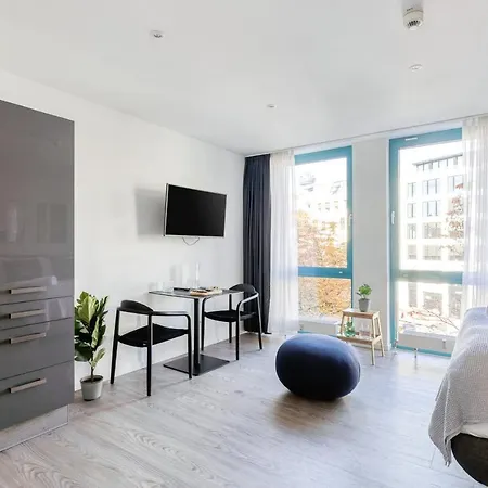 Limehome Friesenplatz - Digital Access 3* Kolonia