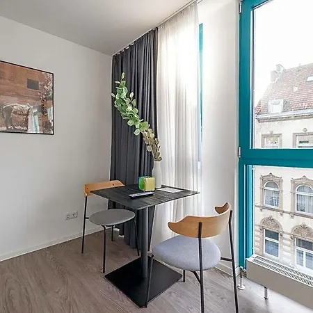 Apartahotel Limehome Friesenplatz - Digital Access Colonia