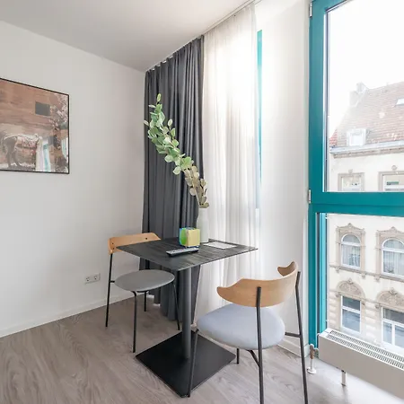 Limehome Friesenplatz - Digital Access 3* ケルン