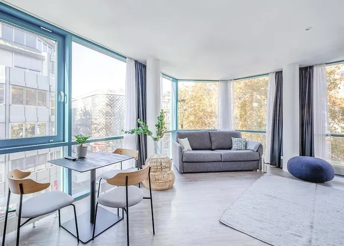 Hotel apartamentowy Limehome Friesenplatz - Digital Access 3*