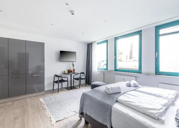 Hotel apartamentowy Limehome Friesenplatz - Digital Access Kolonia
