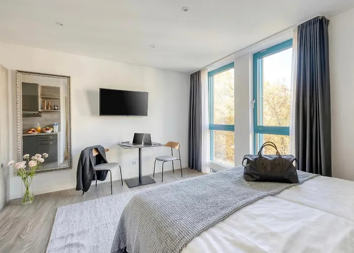 Limehome Friesenplatz - Digital Access Hotel apartamentowy 3*