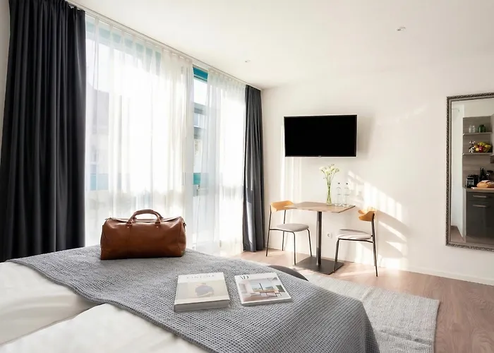 Limehome Friesenplatz 3*