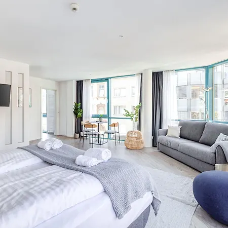 Limehome Friesenplatz - Digital Access شقة فندقية 3*
