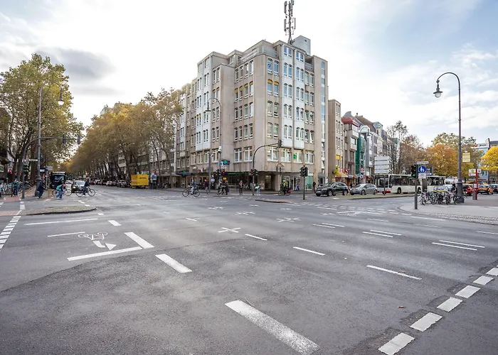 Limehome Friesenplatz - Digital Access 3* Κολωνία