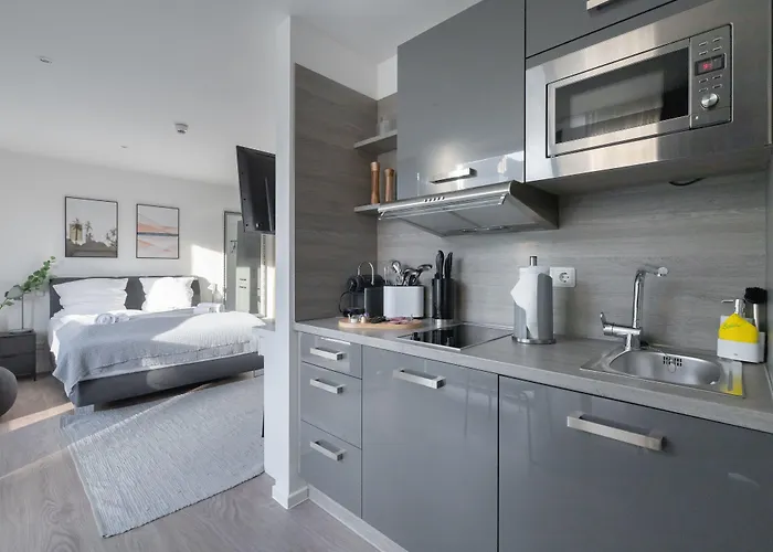 Hotel apartamentowy Limehome Friesenplatz - Digital Access