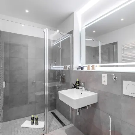 Limehome Friesenplatz - Digital Access Lejlighedshotel