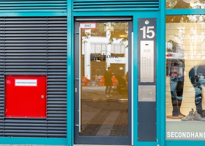 Limehome Friesenplatz - Digital Access Lägenhetshotell